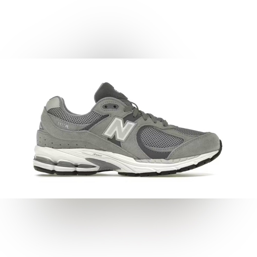 New Balance 2002R Grey Running Shoes Men’s Size 5 Women’s Size 6.5